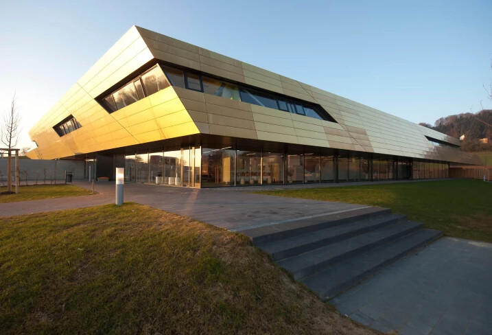 Syrdall vue extérieure bâtiment levé soleil